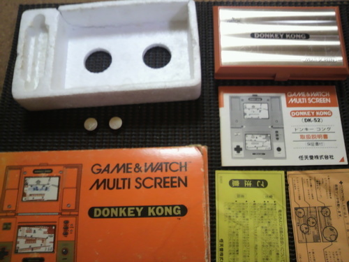 終了 美品！ＧＡＭＥ＆ＷＡＴＣＨ　ＭＵＬＴＩ　ＳＣＲＥＥＮ　　　ＤＯＮＫＥＹ　ＫＯＮＧを１００００円で売ります
