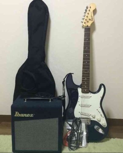 弦楽器、ギター Squier by Fender Bullet w / Tremolo