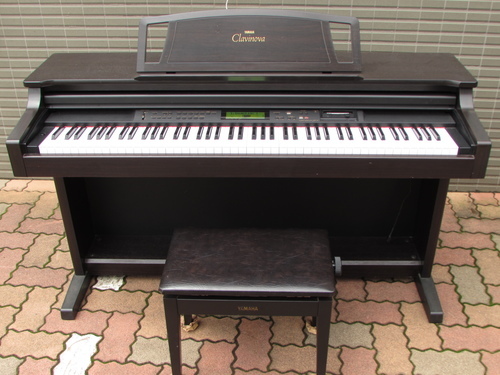 1711☆ヤマハ YAMAHA クラビノーバ CLP-711 電子ピアノ 動作品 音鳴ります