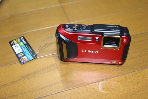 コンパクトカメラ PANASONIC LUMIX DMC-FT6