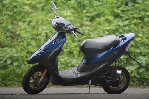 (終了)カスタムカラーのZX　70000円　(原付　DIO
