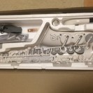 プラスチック製サックス　Vibrato ヴァイブラート / A1 アルトサックス　箱・備品・ケース付き＜中古美品＞