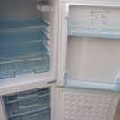 エラヴィタックス　2ドア冷凍冷蔵庫（143L)　ER-151-HG