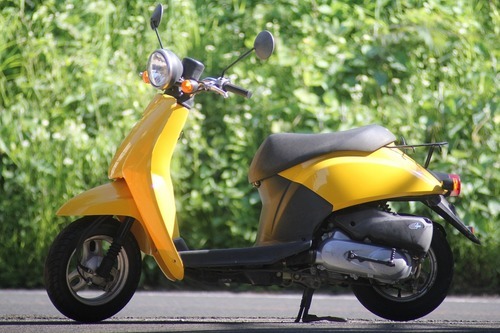 (終了)安い原付　トゥデイ　キレイな黄色　32000円