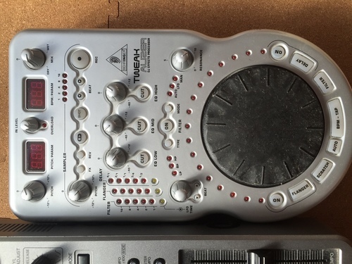 10/30までの出品  CDJ-800、ミキサー、スピーカーセット 20250405185654_33_1.jpg