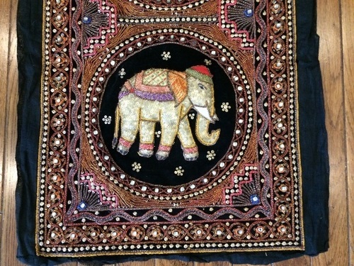 お引取完了 タイの工芸品 象 獅子のタペストリー Yayoi 世田谷の生活雑貨の中古あげます 譲ります ジモティーで不用品の処分 お引取完了 タイの工芸品 象 獅子のタペストリー Yayoi 世田谷の生活雑貨の中古あげます 譲ります ジモティーで不用品の処分