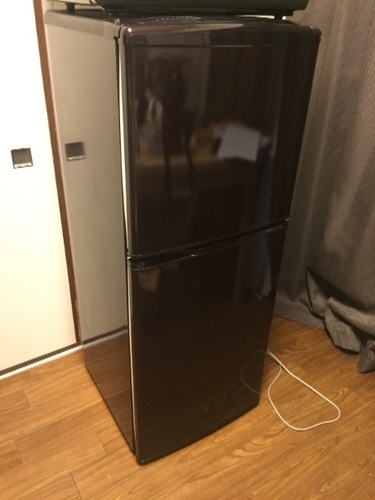 2012年式  冷蔵庫美品