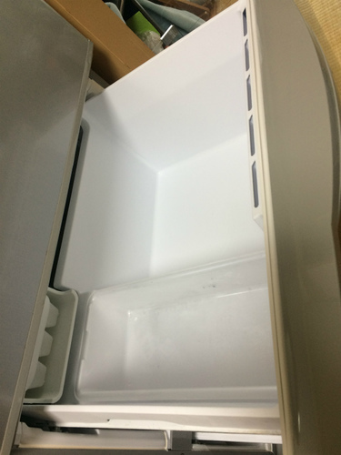 値下げしました！ 美品　冷凍冷蔵庫　SANYO（サンヨー）　255Ｌ　SR-261R（S)　中古
