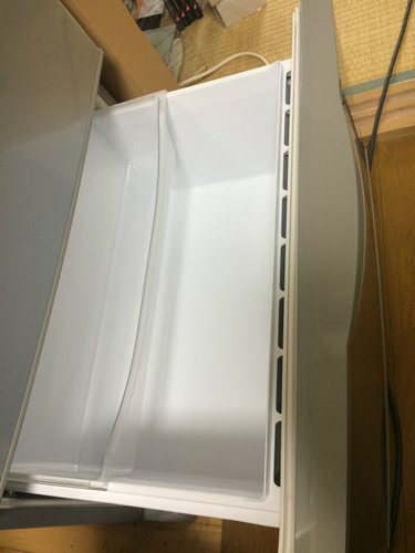 値下げしました！ 美品　冷凍冷蔵庫　SANYO（サンヨー）　255Ｌ　SR-261R（S)　中古
