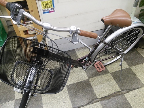 [1922]中古自転車　リサイクル自転車　シティサイクル　27ンチ　外装6段変速　2LEDオートライト　ローラーブレーキ　BAA自転車安全基準適合　ブラウン