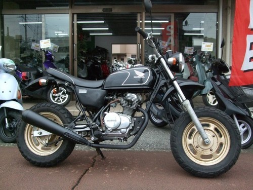 ご成約ありがとうございます。 NO.419 エイプ50 (APE) 4サイクルエンジン キャブ車 カスタムシート付き ☆彡