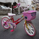 16インチ　自転車　ピンク色　補助輪付き