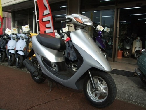 ご成約ありがとうございます。 NO.477 ライブディオ (DIO) 2サイクルエンジン シャッターキー付き(鍵穴いたずら防止装置)☆彡