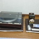 《緊急値下げ》レコードプレーヤー DENON DP-37F 針とフォノイコライザー・ベルベットクリーナーもセットで。