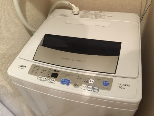 (交渉中)★超美品★ 2014年製 延長保証有り アクア 7.0kg 全自動洗濯機 ホワイト AQUA AQW-P70C-W