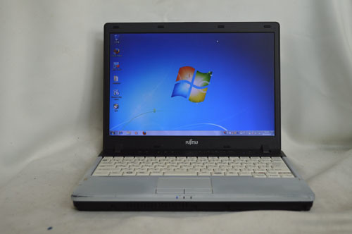 【訳有り】富士通 B5サイズコンパクトノート LIFEBOOK P750/A/Win7