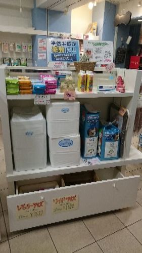 値下げ★26日まで！店舗などのディスプレー用棚(キャスター付き)