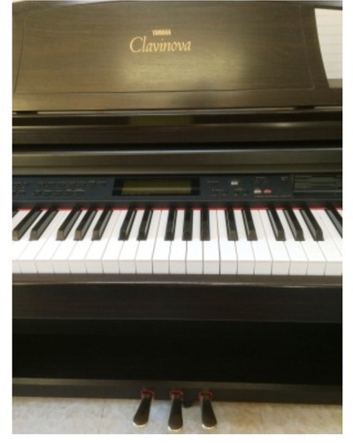 クラビノーバ　Clavinova CLP-711