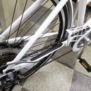 [2098]ブリヂストン マークローザ BRIDGESTONE MarkRosa　シティクロス　26インチ　外装6段変速　LEDオートライト　アルミフレーム　ローラーブレーキ　大型ステンレスカゴ　BAA自転車安全基準適合　ホワイト