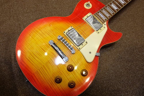 【定価4万】Epiphone エピフォン エレキギター Les Paul モデル Heritage Cherry Sunburst