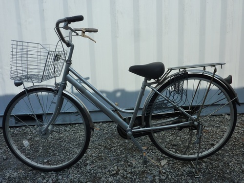 ２６インチ　中古自転車(灰色)