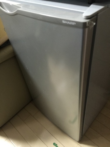 [取引中]★かなり美品★　2014年製　1ドア冷蔵庫　シャープ　SJ-H8Y-S　シルバー系