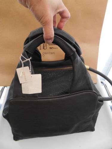 新品 ゲンテン 69000円のバッグ 25000円で