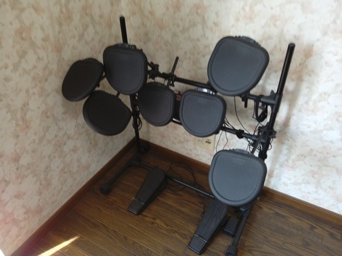 エレドラ  島村楽器JAG です。引き取りに来れる方のみ　（取引完了です。）