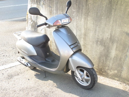 ホンダ　リード　シルバー　AF４８　４００００円　神奈川湘南地区～