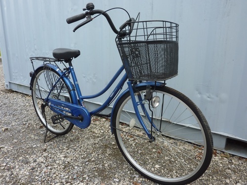 ２６インチ　中古自転車(青色)