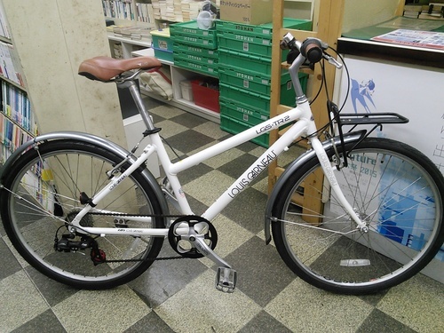 [2226]LOUIS GARNEAU ルイガノ　TR2　クロスバイク　26インチ　7段変速　アルミフレーム　タイヤ新品　ホワイト