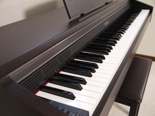 CASIO AP-200 デジタルピアノ 黒 椅子・ヘッドフォン付き CASIO AP-200 デジタルピアノ 黒 椅子・ヘッドフォン付き