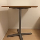 IKEAのダイニングテーブル（小）