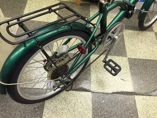 [2234]中古自転車　リサイクル自転車　折りたたみ自転車　20インチ　外装6段変速　グリーン
