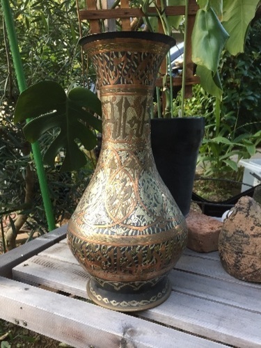 古代エジプトの様子が描かれた花瓶no2 値下げいたしました Shoji0702 鶴川のインテリア雑貨 小物 花瓶 の中古あげます 譲ります ジモティーで不用品の処分