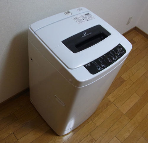 【2015年8月購入送料無料】Haier JW-K42H 4.2Kg 全自動洗濯機 ハイアール