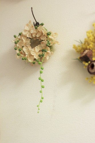 垂れ下がるグリーンネックレスリースプリザーブド 紫陽花 フェイク造花 アーティシャルフラワー Hana Hana 八幡のその他の中古あげます 譲ります ジモティーで不用品の処分