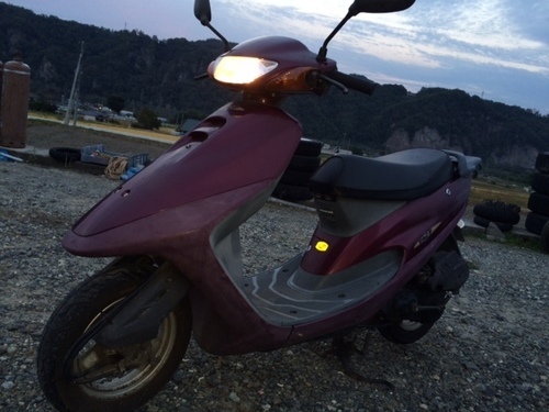 ホンダスタンドアップタクト　AF30 足代わりに