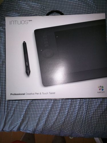 今ならここから減額します！！wacom intuos pro　Mサイズ