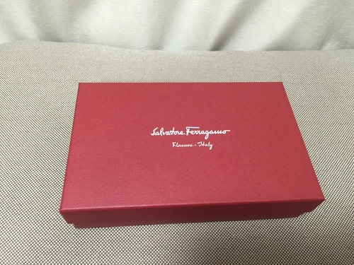 Salvatore Ferragamo　フェラガモ長財布