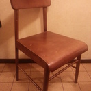 木の椅子　980円 