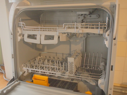 【終了】【2014年製／超美品】Panasonic 食器洗い乾燥機 パナソニック NP-TR7 現行品！配送可