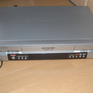 パナソニック　VHSビデオデッキ　リモコンあり　NV-HX33G