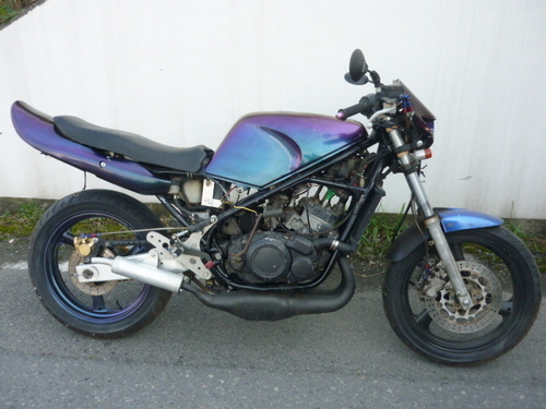 ヤマハ　RZ２５０R　エンジン掛かります。