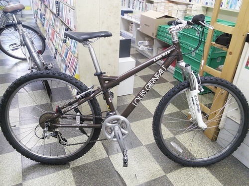 [2225]LOUIS GARNEAU LGS-SIX ルイガノ　マウンテンバイク　26×1.95　3×8段変速　アルミフレーム　Vブレーキ　フロントサスペンション　ブラウン