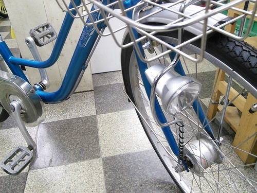 [2266]中古自転車　リサイクル自転車　シティサイクル　ママチャリ　26インチ　内装3段変速　ベルトドライブ　LEDオートライト　ローラーブレーキ　ブルー