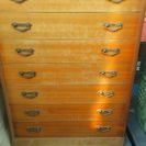 引き出しタンス8段