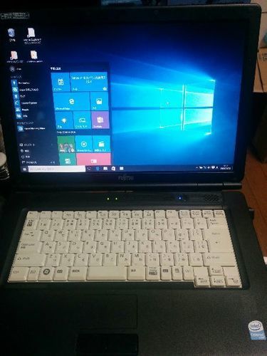 Windows10 富士通ビジネスノート　Cel575  15.4インチ液晶　快調