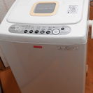 東芝洗濯機　4.2KG 2011年製