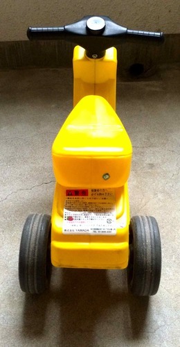 Yamada幼児用の乗用玩具黄色いミニバイク 中古です サム 練馬の三輪車の中古あげます 譲ります ジモティーで不用品の処分